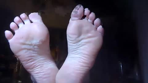 Mistress  Mommy  Godess online show from November 21, 2025, 4:44 am