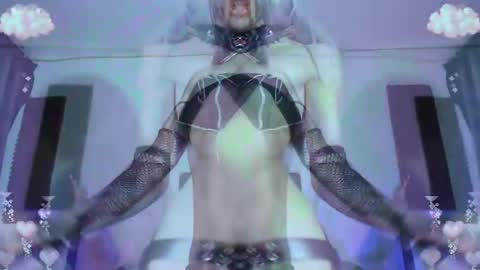 Snapshot of gothicute chatting on May 6, 2026, 4:08 am online show from May 6, 2026, 4:08 am