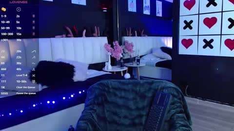 Snapshot of gotthic_met chatting on December 2, 2025, 4:51 am Meredith Alessandra online show from December 2, 2025, 4:51 am