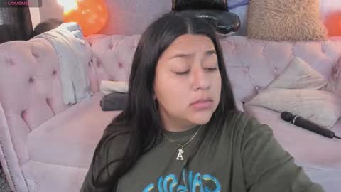 Snapshot of grace77_ chatting on November 1, 2025, 12:51 pm Grace online show from November 1, 2025, 12:51 pm