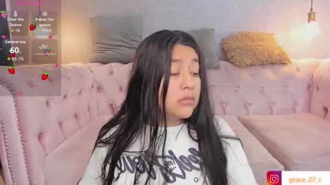 Snapshot of grace77_ chatting on November 19, 2025, 10:15 am Grace online show from November 19, 2025, 10:15 am