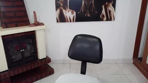 Snapshot of grace_mature_milf chatting on April 20, 2026, 11:24 am grace_mature_milf online show from April 20, 2026, 11:24 am