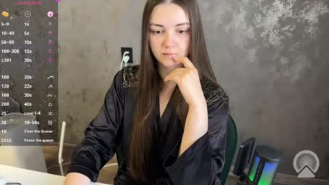 Grace Brown online show from June 22, 2026, 11:18 am