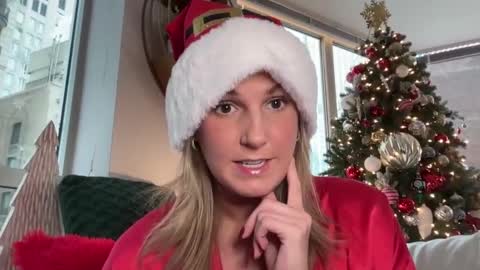 Snapshot of graciemae_baexx chatting on December 10, 2024, 6:28 pm Gracie Mae online show from December 10, 2024, 6:28 pm