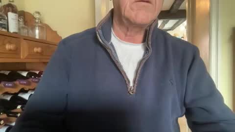 Snapshot of grandadgunner869565 chatting on February 20, 2026, 9:43 am grandadgunner869565 online show from February 20, 2026, 9:43 am