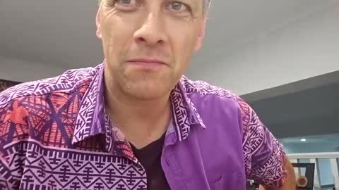 Snapshot of grattitude chatting on February 15, 2026, 11:41 am grattitude online show from February 15, 2026, 11:41 am