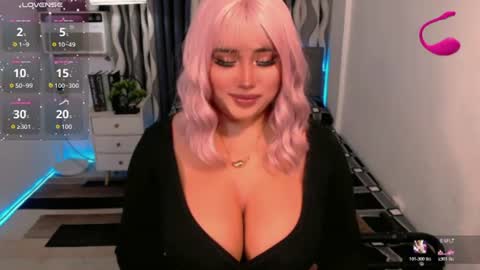 PAULATHEONE online show from July 10, 2026, 1:54 am