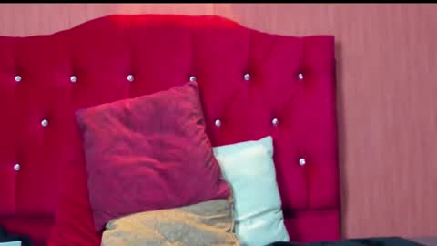GreciaRuiz online show from December 8, 2024, 8:20 am