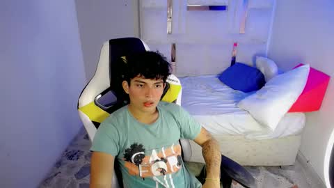 GREEN online show from January 13, 2026, 1:38 pm