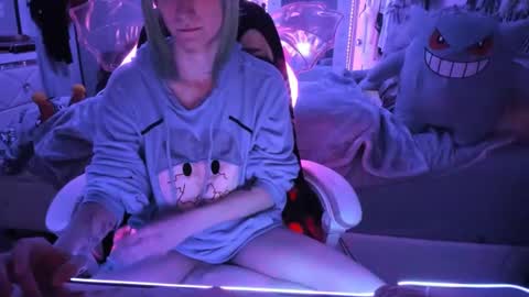 Snapshot of greeneyedlovexo chatting on October 21, 2025, 5:41 am GreenEyedLovexo online show from October 21, 2025, 5:41 am