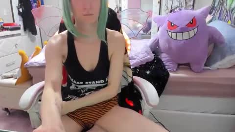 Snapshot of greeneyedlovexo chatting on November 25, 2025, 9:48 pm GreenEyedLovexo online show from November 25, 2025, 9:48 pm