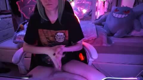 Snapshot of greeneyedlovexo chatting on November 27, 2025, 6:15 am GreenEyedLovexo online show from November 27, 2025, 6:15 am