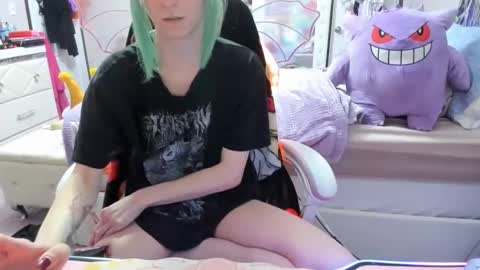 Snapshot of greeneyedlovexo chatting on November 27, 2025, 6:54 pm GreenEyedLovexo online show from November 27, 2025, 6:54 pm