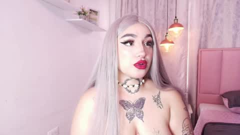 Snapshot of greennbella chatting on January 11, 2025, 7:05 pm online show from January 11, 2025, 7:05 pm