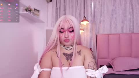 Snapshot of greennbella chatting on February 11, 2025, 7:16 pm online show from February 11, 2025, 7:16 pm