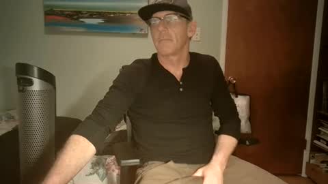 greenrooster1 online show from September 29, 2025, 9:14 am