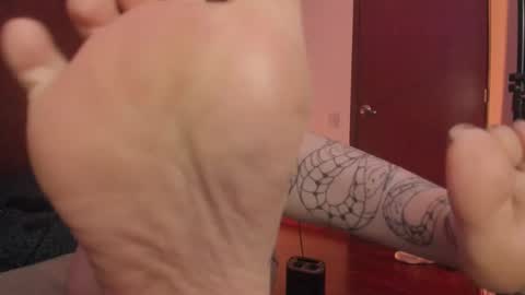 Medussa online show from December 21, 2025, 2:08 am