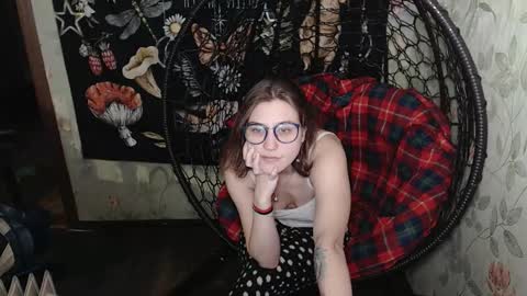 Lina online show from February 11, 2026, 11:26 am