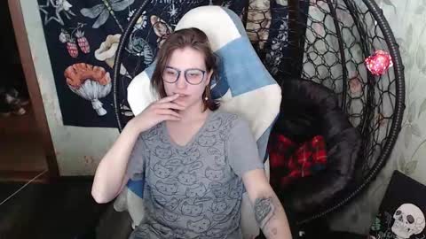 Lina online show from March 20, 2026, 9:36 am