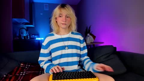 Greg-independent model online show from December 25, 2024, 9:54 pm