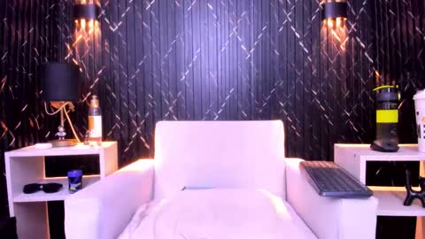 GregorySforza online show from October 29, 2025, 3:03 pm