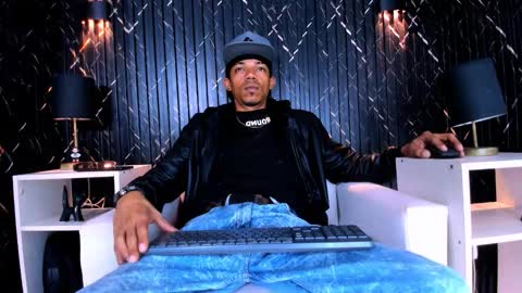 GregorySforza online show from January 13, 2026, 7:41 pm