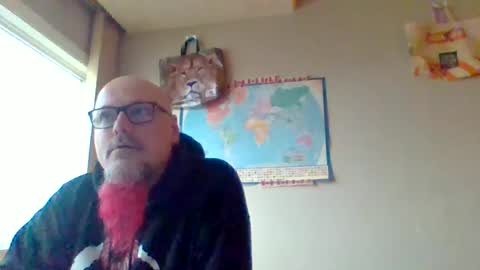Snapshot of gregrev chatting on June 17, 2026, 1:19 am gregrev online show from June 17, 2026, 1:19 am