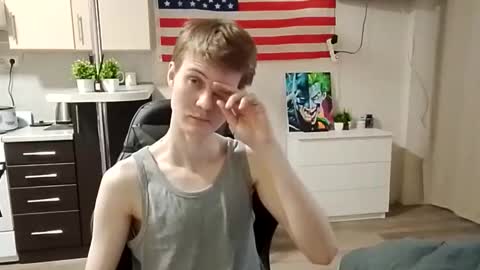 Felix online show from April 23, 2026, 2:46 am