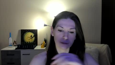 Snapshot of gretamiln chatting on January 5, 2026, 9:29 pm Greta online show from January 5, 2026, 9:29 pm