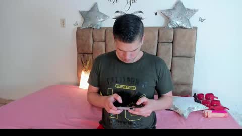 grettaandcoulle online show from February 21, 2025, 1:55 am