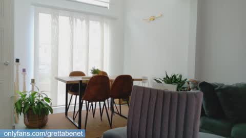 Gretta online show from January 14, 2026, 8:47 pm