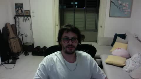 grey_uchi online show from May 14, 2026, 9:10 pm