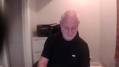 Snapshot of greyfox_6000 chatting on December 9, 2024, 7:39 pm greyfox_6000 online show from December 9, 2024, 7:39 pm