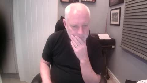 Snapshot of greyfox_6000 chatting on January 27, 2025, 5:58 pm greyfox_6000 online show from January 27, 2025, 5:58 pm