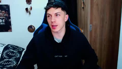 griego01 online show from December 4, 2024, 10:08 pm