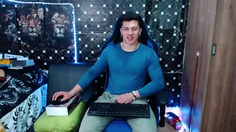 griego01 online show from October 3, 2025, 11:13 pm