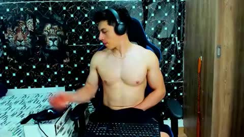 Snapshot of griego01 chatting on May 16, 2026, 6:43 am griego01 online show from May 16, 2026, 6:43 am
