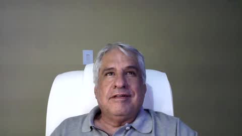 grisa01 online show from January 28, 2025, 9:50 pm