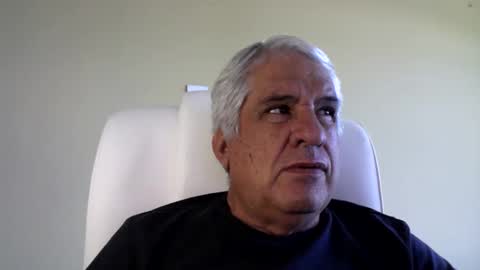 grisa01 online show from February 16, 2025, 1:38 pm