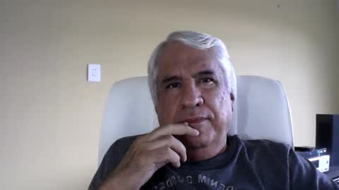 Snapshot of grisa01 chatting on February 5, 2026, 12:54 pm grisa01 online show from February 5, 2026, 12:54 pm