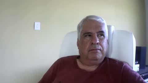 Snapshot of grisa01 chatting on February 16, 2026, 12:45 pm grisa01 online show from February 16, 2026, 12:45 pm