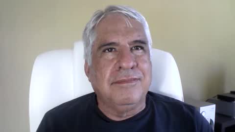 Snapshot of grisa01 chatting on March 8, 2026, 2:21 pm grisa01 online show from March 8, 2026, 2:21 pm