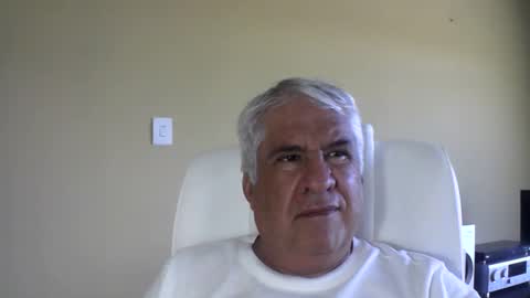 Snapshot of grisa01 chatting on March 15, 2026, 1:28 pm grisa01 online show from March 15, 2026, 1:28 pm