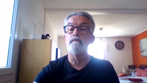 Grybear online show from June 6, 2026, 9:36 am