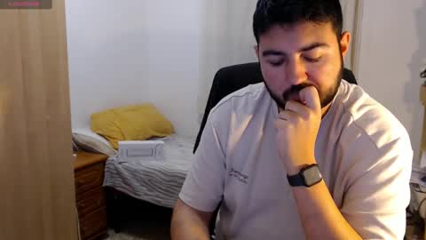 Snapshot of gsendra chatting on March 5, 2025, 9:27 am gsendra online show from March 5, 2025, 9:27 am