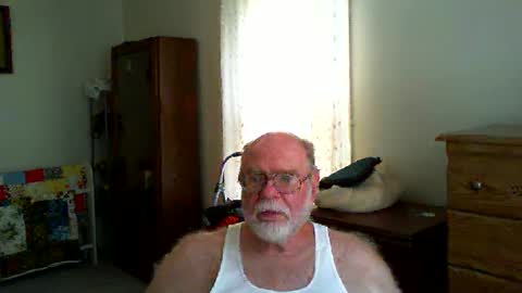 Gary online show from September 26, 2025, 2:32 pm