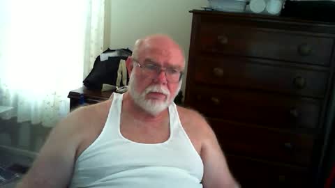 Gary online show from April 24, 2026, 10:45 pm