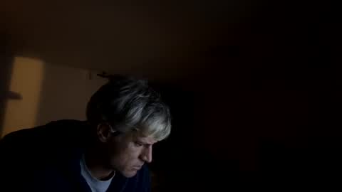 guardiannif_ online show from February 18, 2025, 9:31 pm