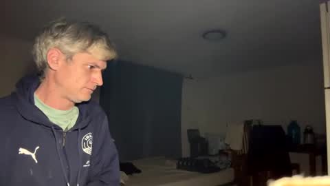 guardiannif_ online show from February 19, 2025, 9:25 pm