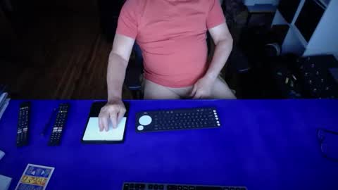 guesswhatigot2 online show from October 10, 2025, 9:08 am